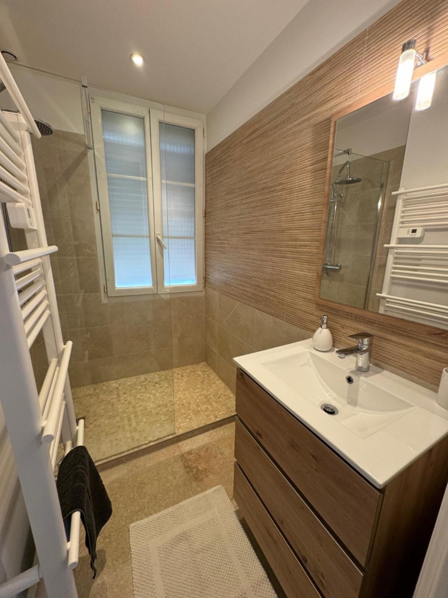 Maison De Village Renovee Avec Vue Mer Exceptionnelle Сент-Максім Екстер'єр фото